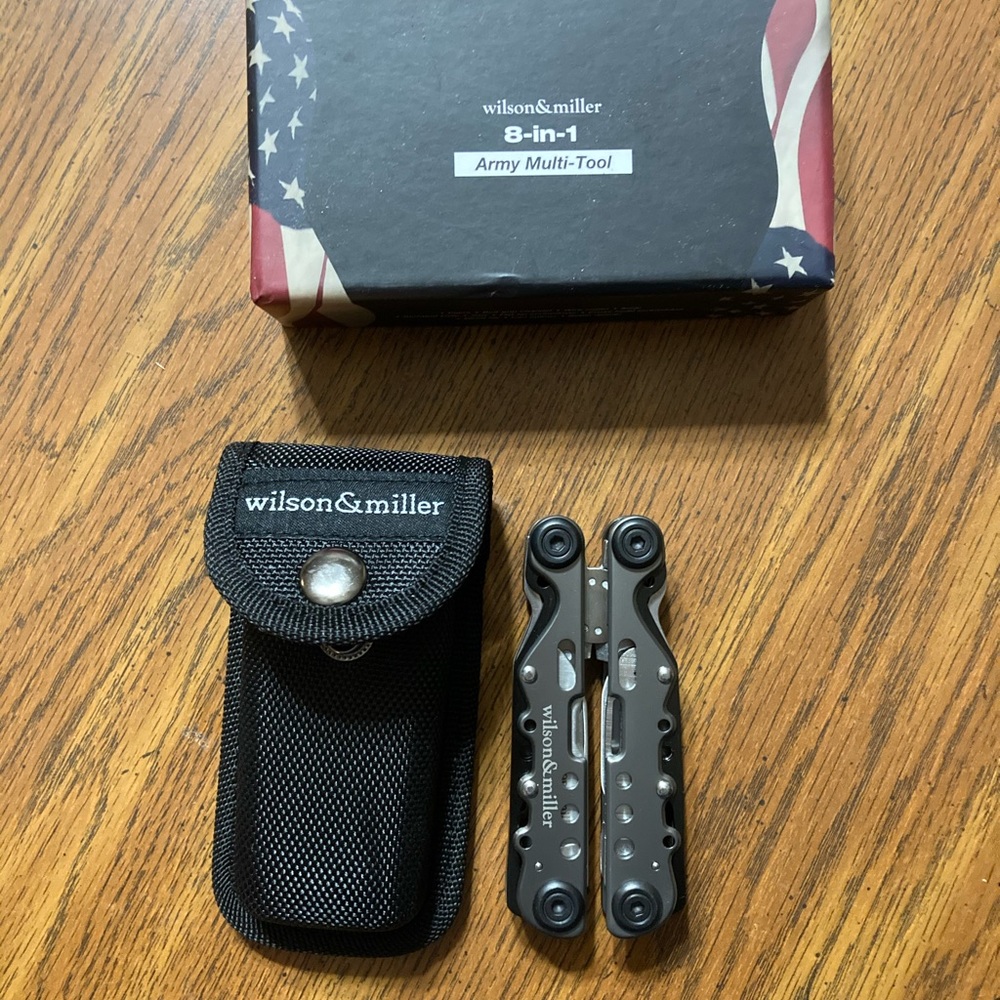 Wilson & Miller 8 in 1 Army Multi Tool